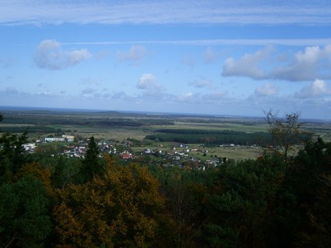 Samotny dom, daleko w polach