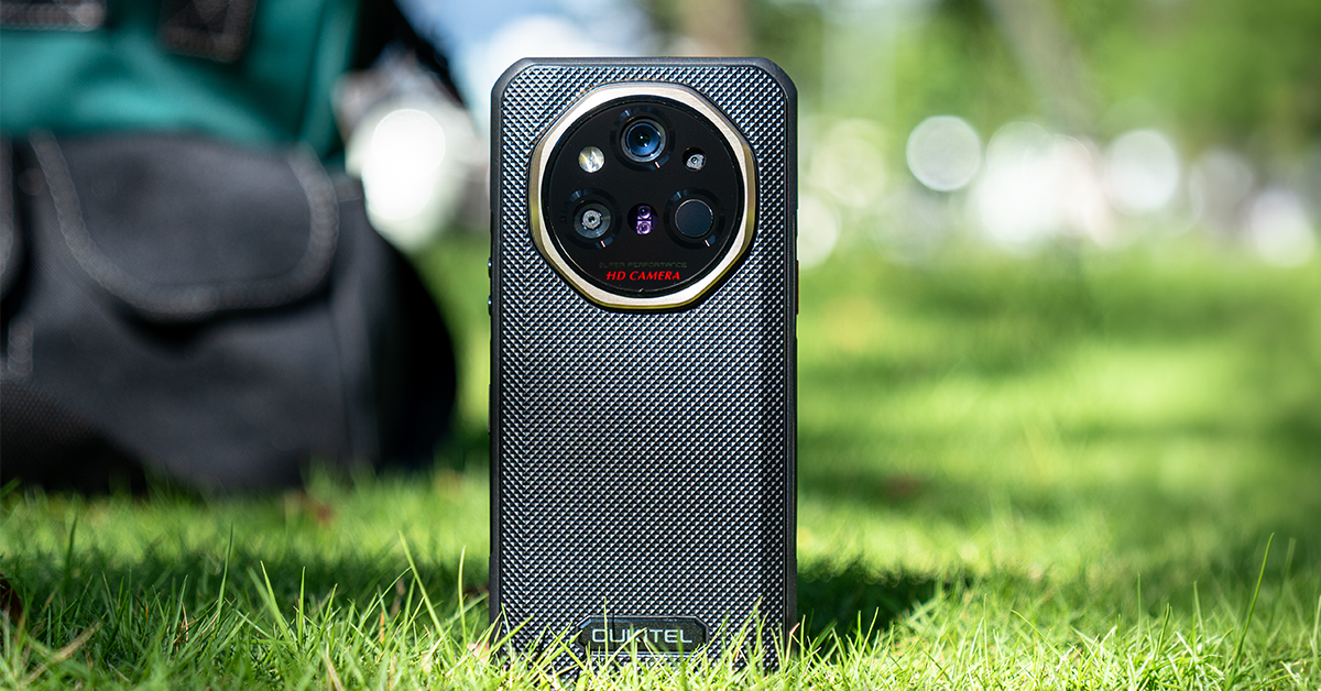 Smartfon Oukitel WP55 Ultra Thermal widziany od tyłu